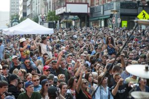 Thousands Flock to Downtown Albany for Pearlpalooza Festival