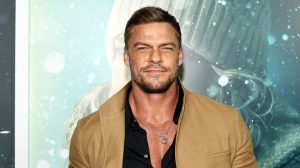 Actor Alan Ritchson Says Studios Urged Him To Stay Silent On Political Commentar