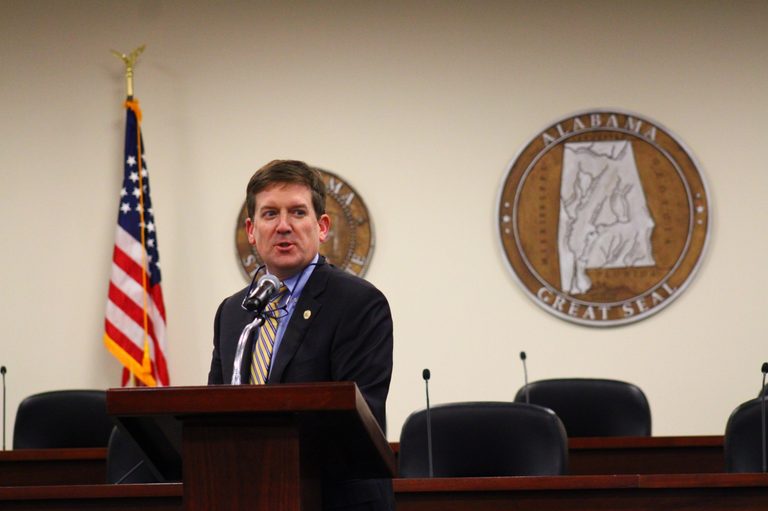 Alabama Finance Director Bill Poole Announces Departure As Governor Ivey Prepare
