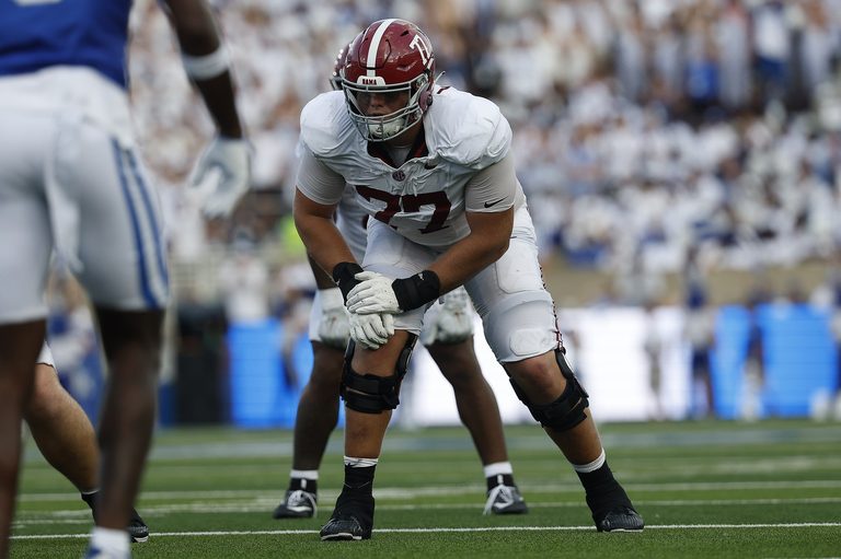 Alabama Offensive Line Praised After Strong Rushing Showing Vs Kentucky