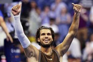 Alcaraz Bounces Back After First Set Loss To Advance To Third Round Of Us Open