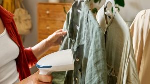 Amazon Labor Day Sale Offers 22 Handheld Clothing Steamer For Busy Families