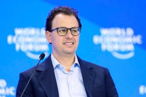 Anthropic Ceo Urges Ai Industry To Pause Development For Safety Safeguards