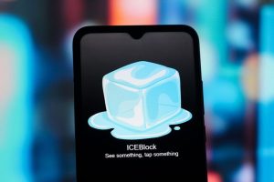 Apple Cites Trump Administration Safety Concerns In Removing Ice Tracking Apps