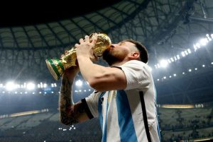 Argentina Pauses All Soccer Matches In 10Th Minute To Honor Lionel Messi