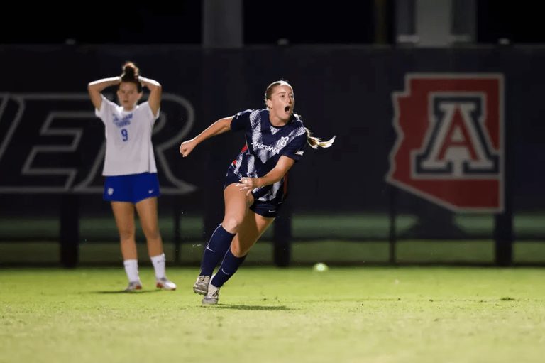 Arizona Women S Soccer Draws With No 23 Byu In Big 12 Opener