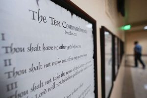 Arkansas Defends Ten Commandments Display Law In 8Th Circuit Appeal