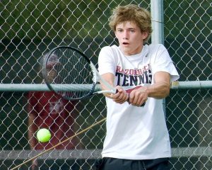 Arkansas High Hosts Successful Tennis Tri Meet Against Hope And Maumelle