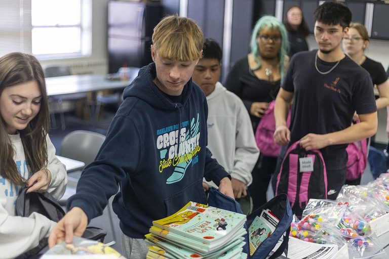 Arkansas Seniors Begin 75 Hour Service Requirement Under Learns Act
