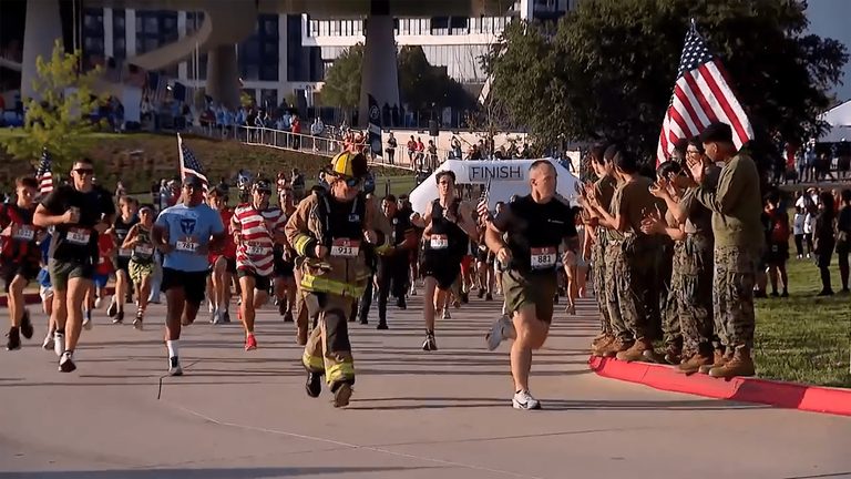 Arlington Hosts 9 11 Heroes Run Honoring Fallen Service Members And Families