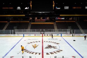 Asu Hockey Player Collapses In Desert Workout University Cites Policy Gaps