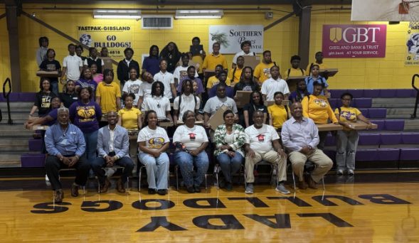 At T And Local Partners Donate 50 Laptops To Gibsland Coleman Students