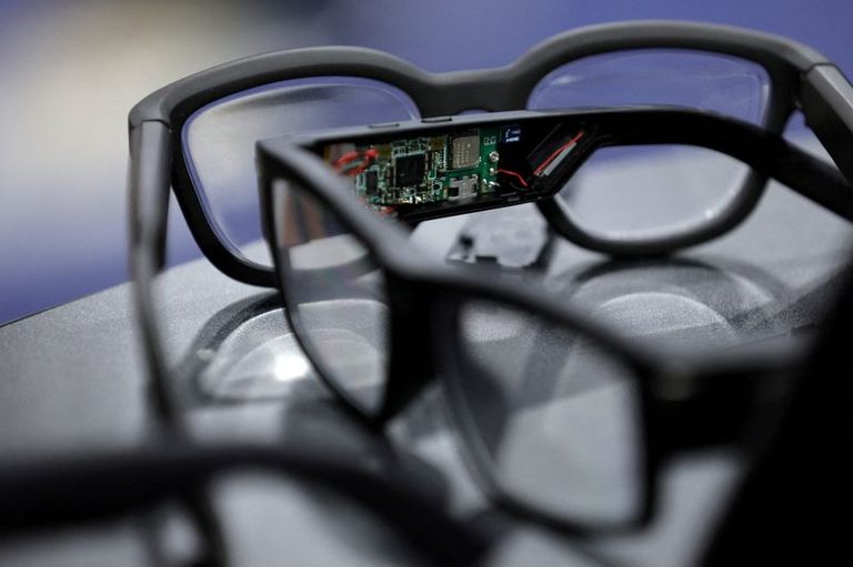 Australia Moves To Ban Smart Glasses In Government Offices Over Privacy Concerns