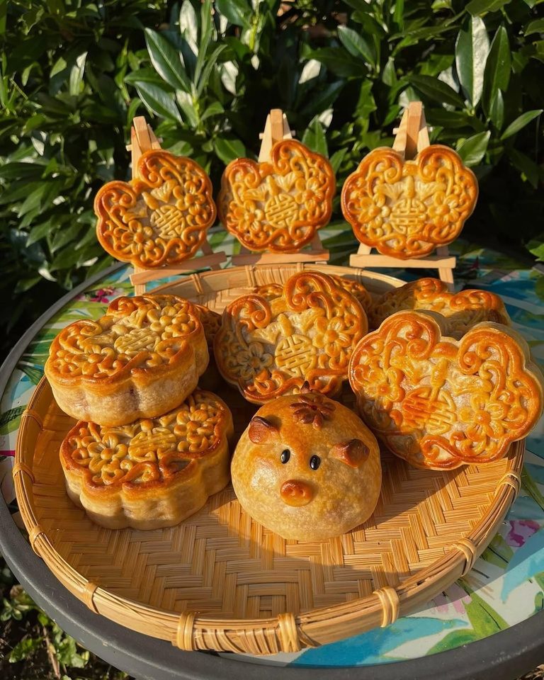 Baltimore Autumn Food Festivities Mooncake Festival Italian Celebration Negroni