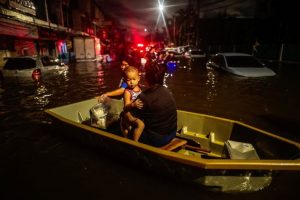 Bangkok Shelters Thousands As Floods Damage Homes And Businesses