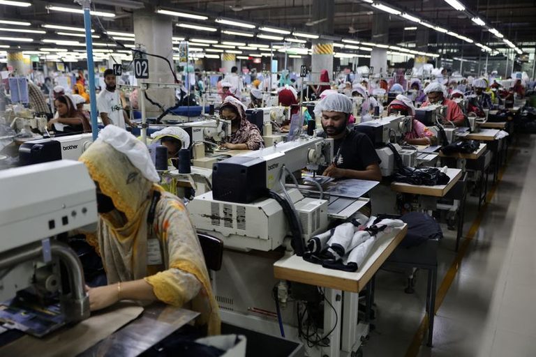 Bangladeshi Garment Maker 4A Keeps Production Alive With Solar And Backup Power