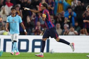 Barcelona Dominates Feyenoord 5 1 In Champions League Opener With Yamal Free Kic