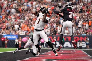 Bengals Dominate Texans 20 6 As Ja Marr Chase Scores Two Touchdowns