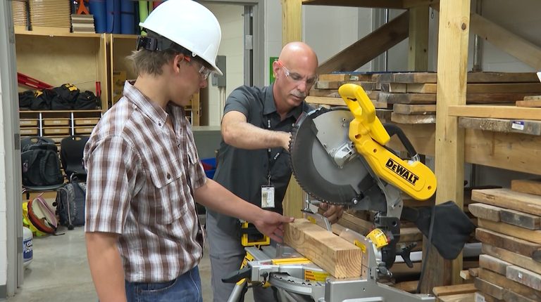 Bentonville High School Launches New Construction Lab For Student Apprentices