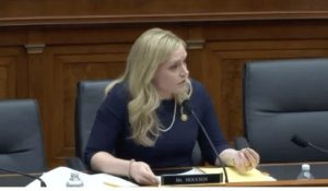 Bipartisan Bill Proposes National Age Minimum Of 16 For Social Media Access