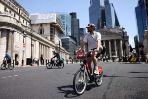 Boe Policymaker Says January Wage Expectations Survey Will Shape Rate Rise Outlo