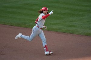 Bohm S 10Th Inning Home Run Powers Phillies Past Braves To Force Game 3