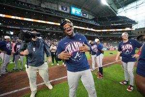 Braves Outfielder Ronald Acu A Jr Listed Day To Day After Left Leg Contusion