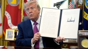 Canadian Fan Protests Trump S Lake America Renaming At Women S World Cup Opener