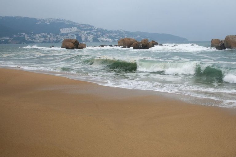 Category 5 Hurricane Polo Brings Dangerous Surf And Heavy Rain To Mexico S Pacif