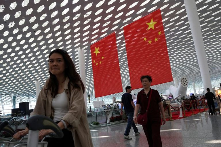 China S Golden Week Travel Boom Meets Cautious Consumer Spending