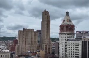 Cincinnati Firefighters Quickly Extinguish Hilton Hotel Fire In Carew Tower Comp