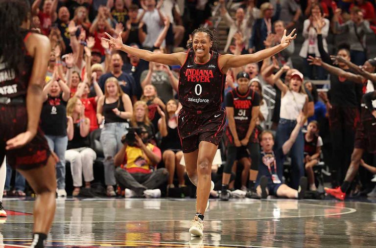 Cincinnati Native Kelsey Mitchell Sets New Wnba Single Season Scoring Record