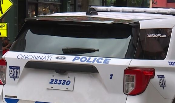 Cincinnati Police Cruiser Rear Ended On I 75 Officer Taken To Hospital