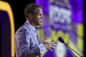 Clemson Coach Dabo Swinney Calls Use Of Former Nfl Camp Players Embarrassing Ahe