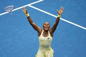 Coco Gauff Battles Back To Book Us Open Semifinal Against New No 1 Elena Rybakin