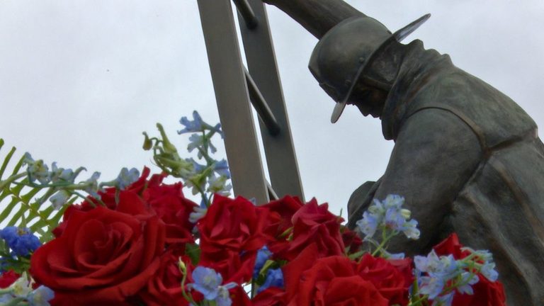 Colorado Springs Honors Fallen Firefighter Patrick Rogacki On 25Th Anniversary O