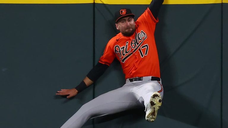 Colton Cowser S Dramatic Catch Lifts Orioles In Walk Off Win Over Rockies
