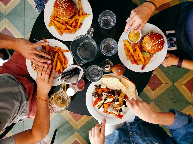 Columbus Diners Understanding When Servers Clear Plates Early