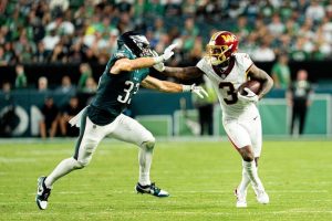 Commanders Fall 24 22 To Eagles In Season Opener Despite Late Rally