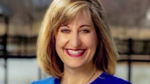 Community Gathers For Vigil Honoring Slain Aldie Real Estate Agent Lisa Bradford