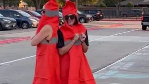 Coppell Parents Launch Viral Carpool Cheer Up To Brighten School Line Waits