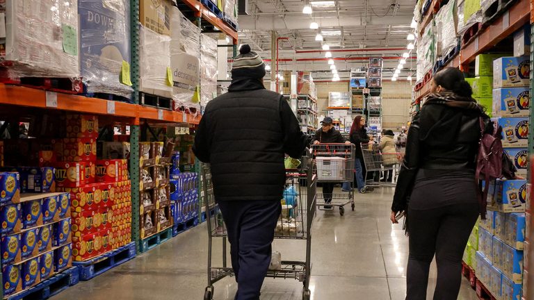 Costco Becomes Unexpected Meeting Place For Singles Seeking Casual Connection