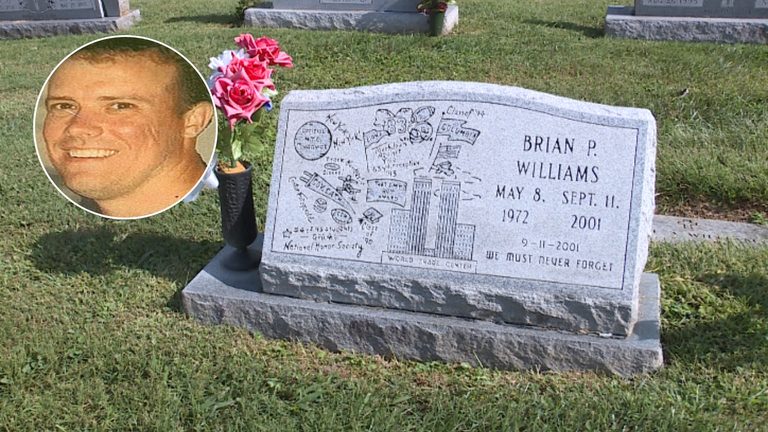 Covington Community Honors Alumnus Brian Williams 9 11 Victim During Football Ga