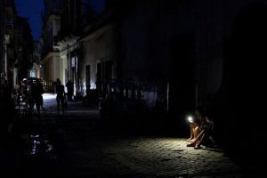 Cuba S Aging Power Grid Collapses Leaving 9 Million Without Electricity