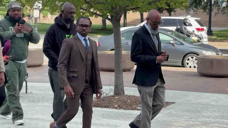 Dc Councilmember Trayon White S Federal Bribery Trial Stalls As Jury Remains Dea