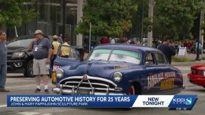 Des Moines Concours D Elegance Draws Over 140 Classic Cars To Pappajohn Sculptur