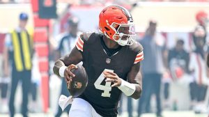 Deshaun Watson Leads Browns To 23 19 Win Over Buccaneers After Weather Delay
