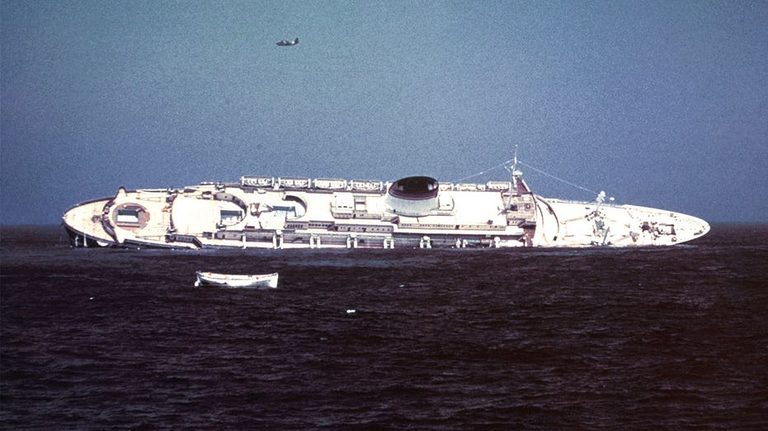 Divers Tackle Deteriorating Andrea Doria Wreck Off Nantucket Dubbed Mount Everes