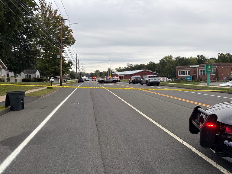 East Haven Police Close Section Of Foxon Road After Pedestrian Crash