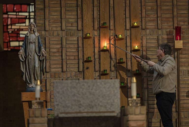 Faith Communities In Anoka County Revitalize Sunday Worship After Ice Surge